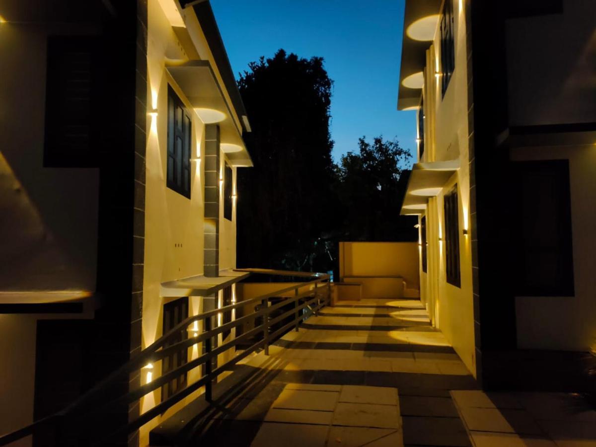 Milestone Inn Sultan Bathery Exterior foto